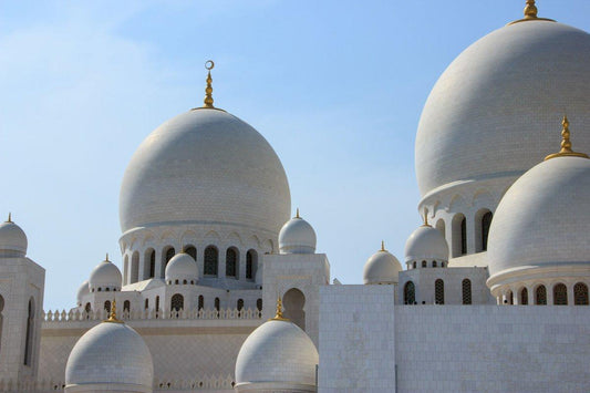 Why Arabic Sounds Different in Fast Speech